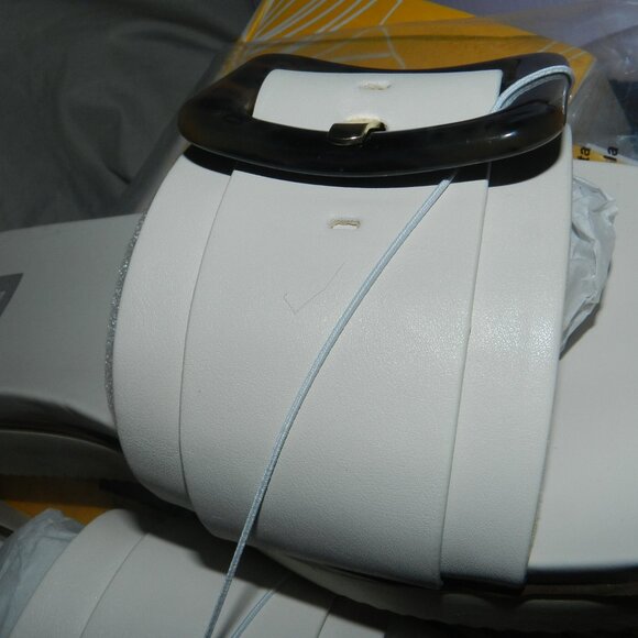 DV DOLCE VITA WOMEN'S CASTOR TORTOISE SHELL BUCKLE SANDALS IVORY🆕FAST😮‍💨⚡🚚 - Picture 12 of 15